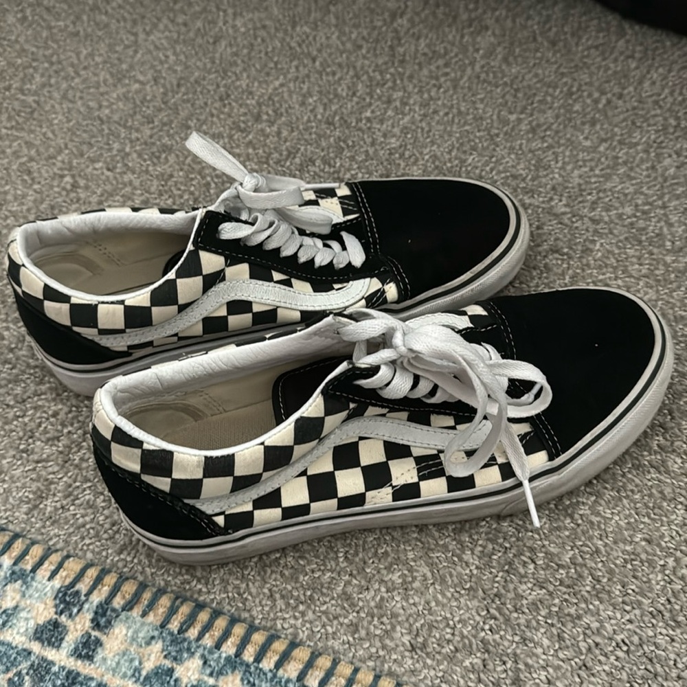 Women’s Checkered Vans
